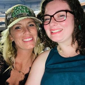Meet your Posher, Tonya
